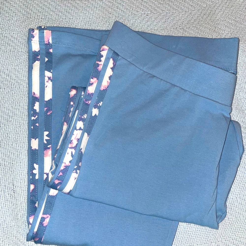 NWOT ADIDAS ORIGINALS 3 STRIPE LEGGINGS - XL